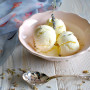 Gelato allo yogurt e lavanda