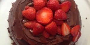 Cake Vegan al cioccolato con mousse al cioccolato