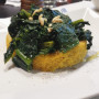 Polenta integrale con cavolo nero e grana